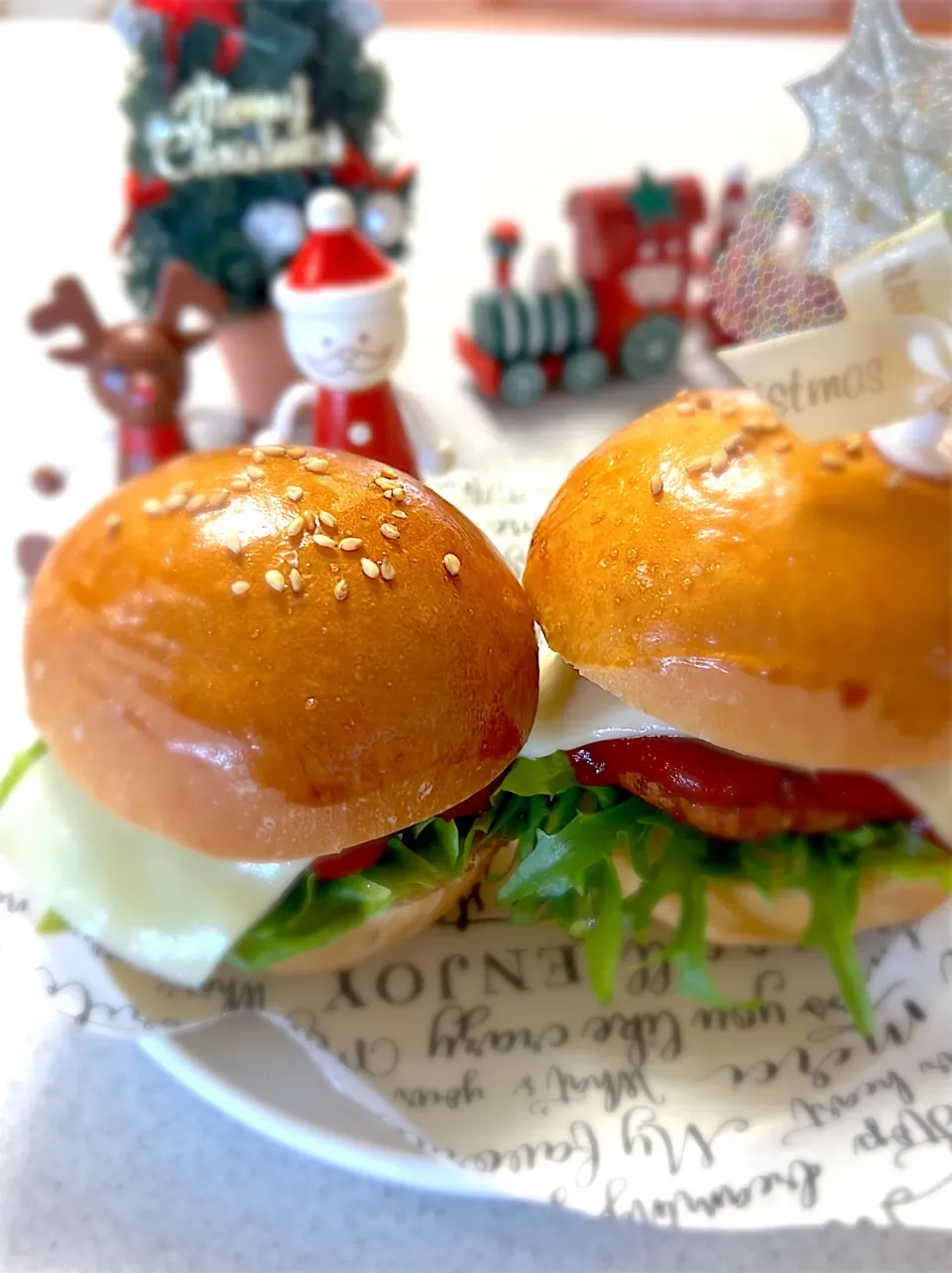 クリスマスのミニチーズバーガー🍔|tugumi4322さん