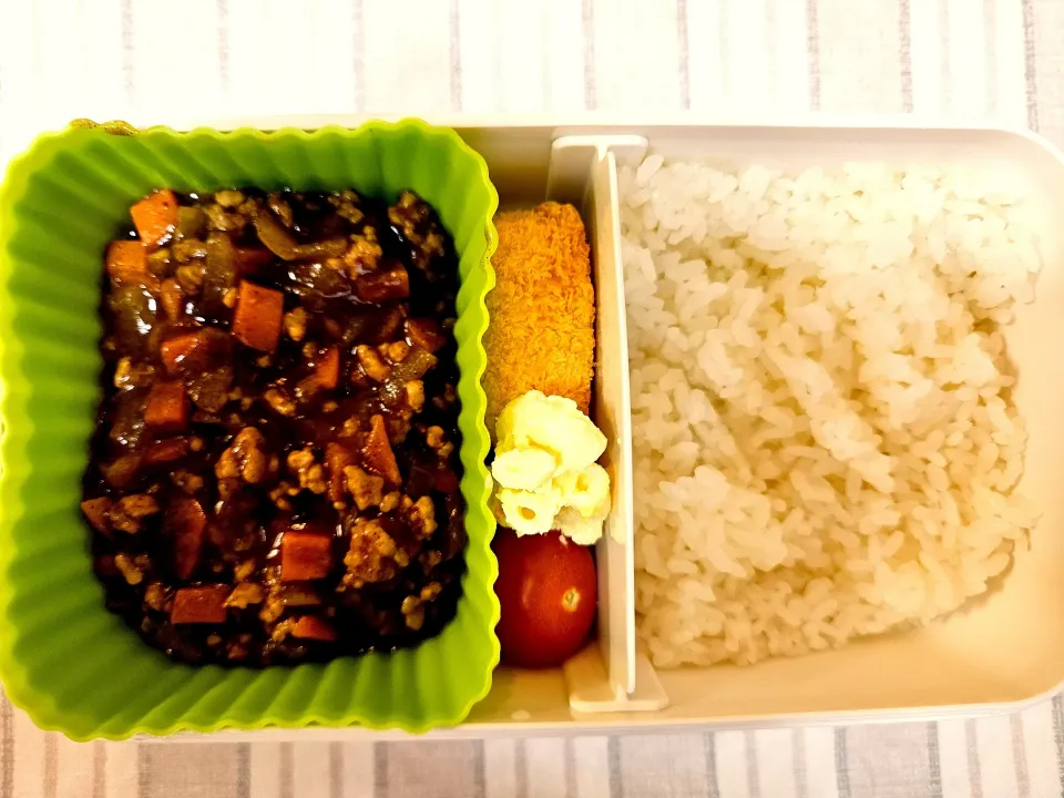 キーマカレーライス❤️旦那さんお弁当❤️|かおるcitronさん