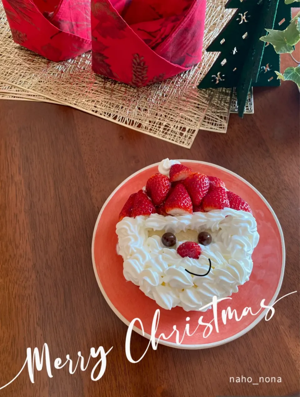 Snapdishの料理写真:サンタケーキ|naho_nonaさん