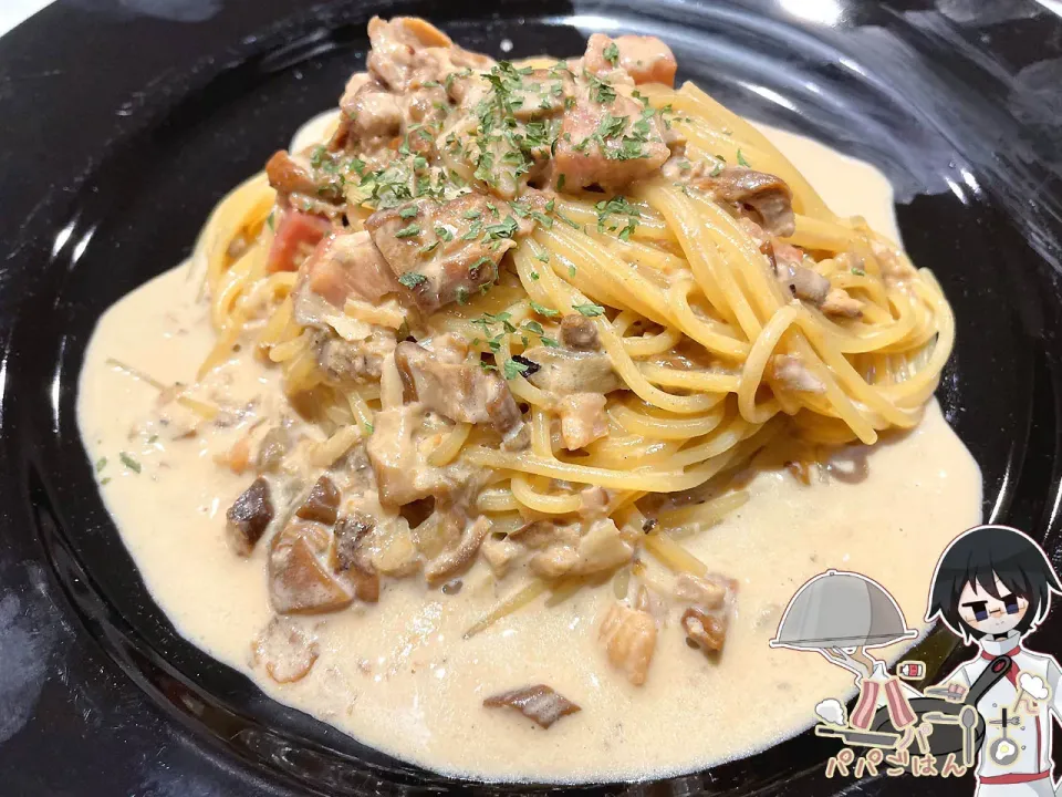 Snapdishの料理写真:ポルチーニのクリームパスタ|パパごはんさん