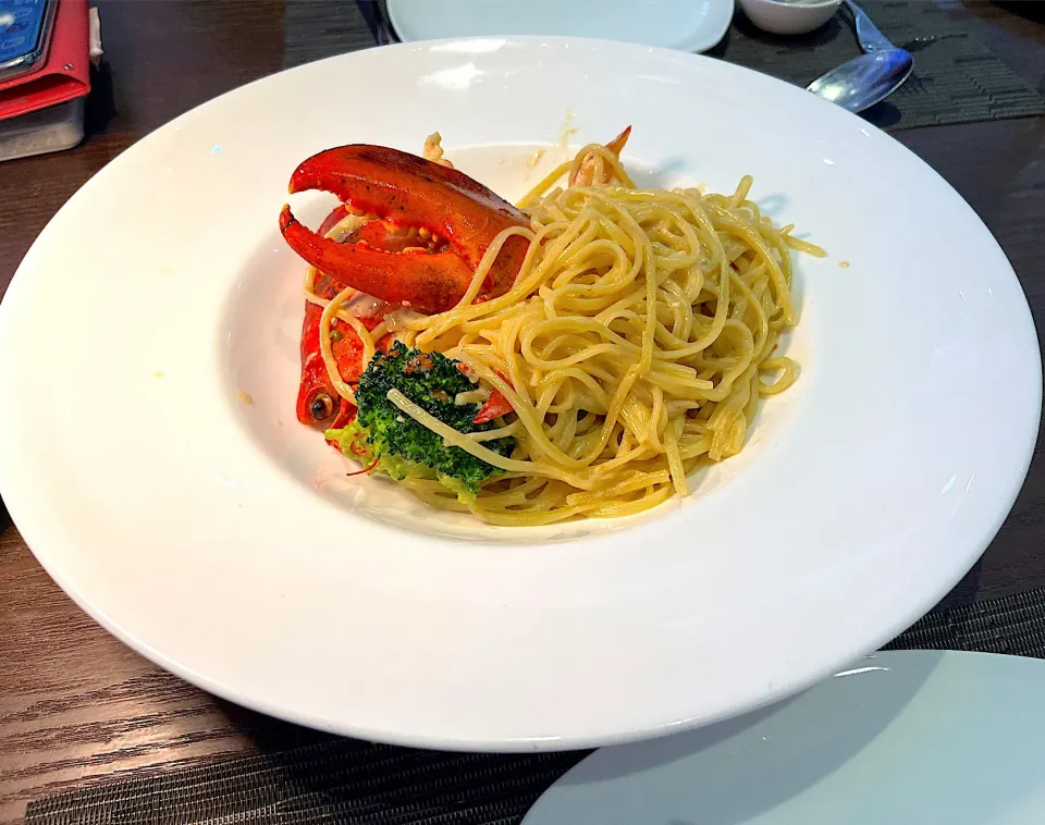 Boston lobster linguine|skyblueさん