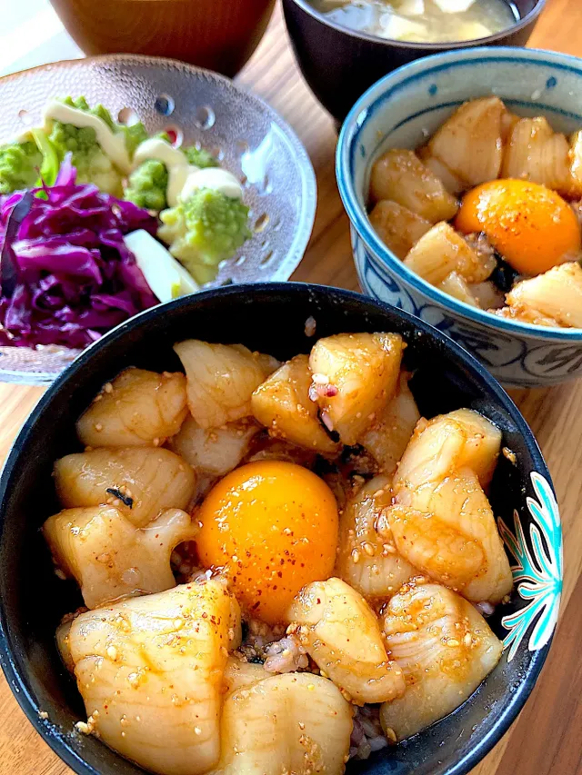 Snapdishの料理・レシピ写真:帆立ユッケ丼｜美味しい日本のホタテを食べよう♪