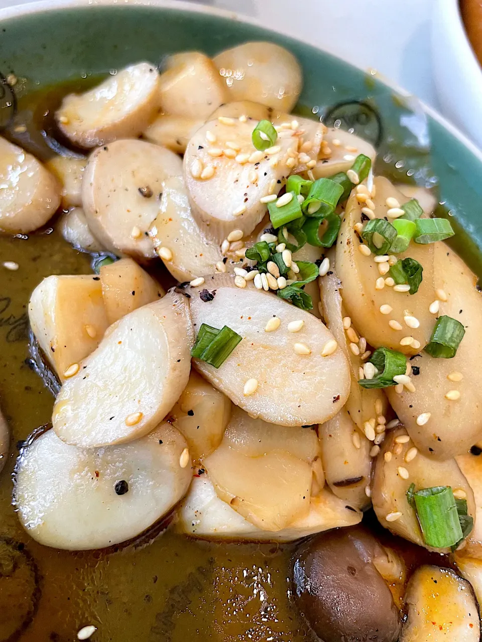 king mushrooms with yuzu ponzu sauce|hweeyhさん