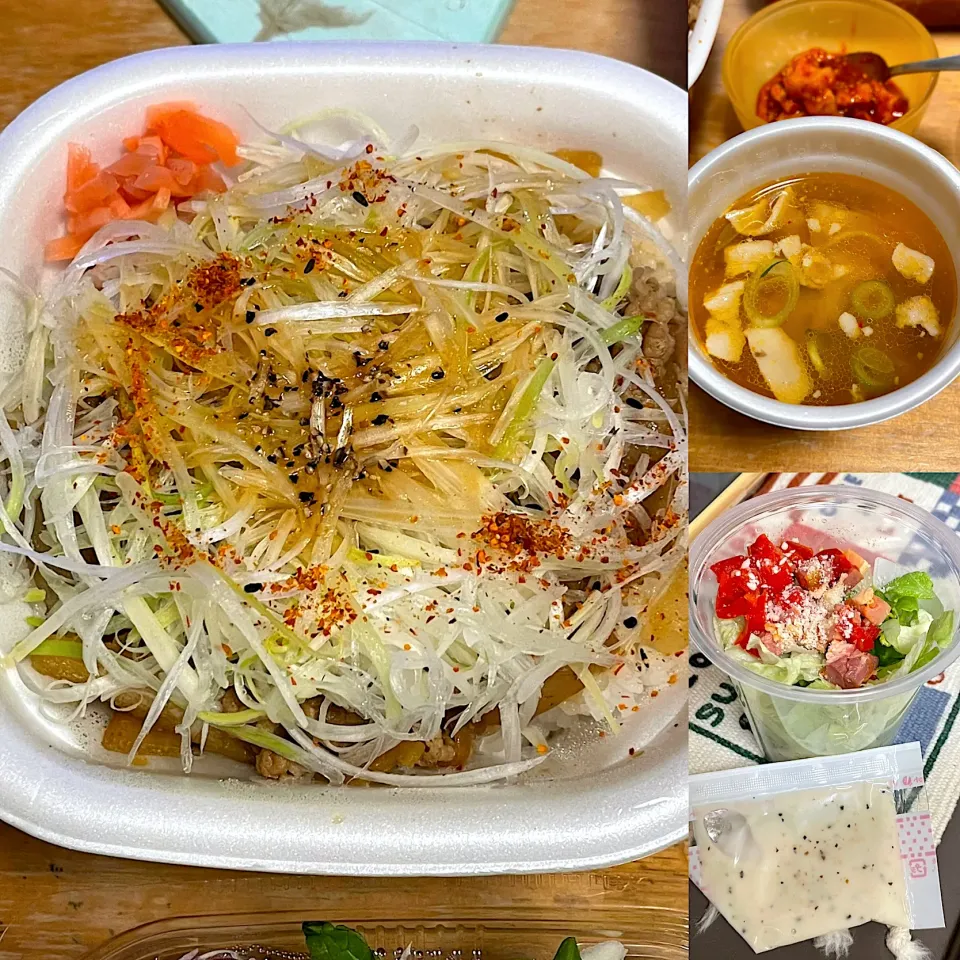 白髪ネギTP塩だれ牛丼　豚汁　シーザーサラダ🥗|るみおんさん