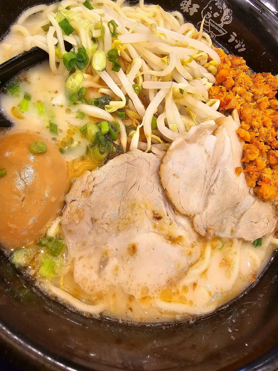 Spicy Japanese ramen|rufvalさん