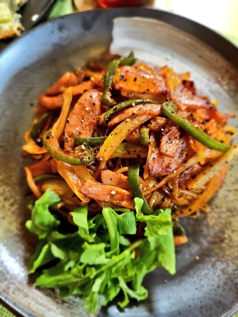 Snapdishの料理写真:焼きそば麺|みきやんさん