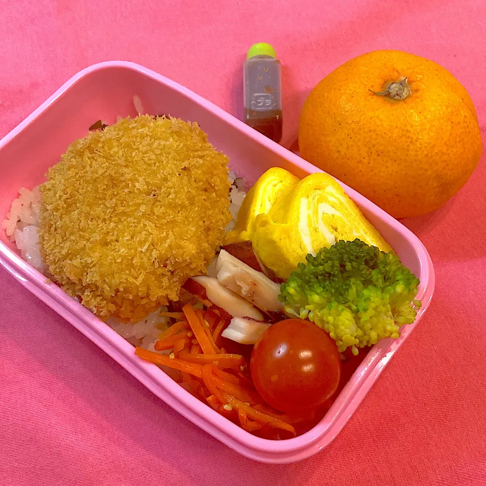 コロッケ＆わかめごはん弁当|R☆Mさん