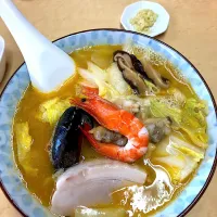 Snapdishの料理写真:海鮮鶏ぱいたんめん@寿製麺 よしかわ（北上尾）|Kazuya Miyukiさん