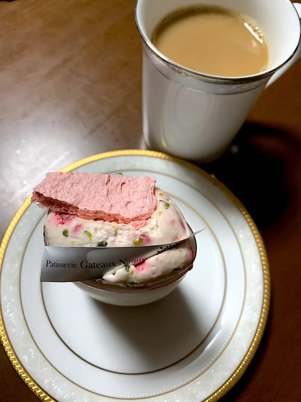 ベリーのグラスケーキ　可愛い♡|まさこさん