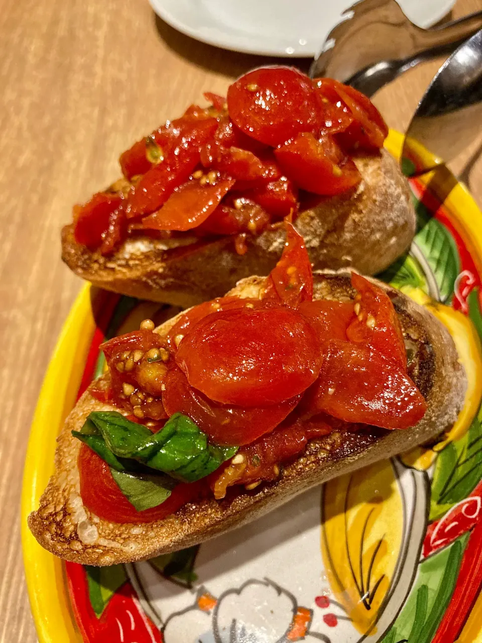 トマトのブルスケッタ🍅|Kojiさん