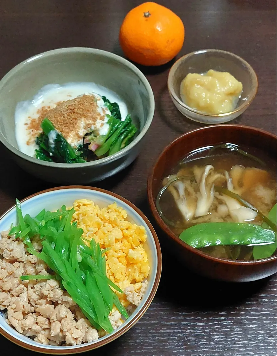 三色丼と豆乳ヨーグルトで作る白和え|きつねさん