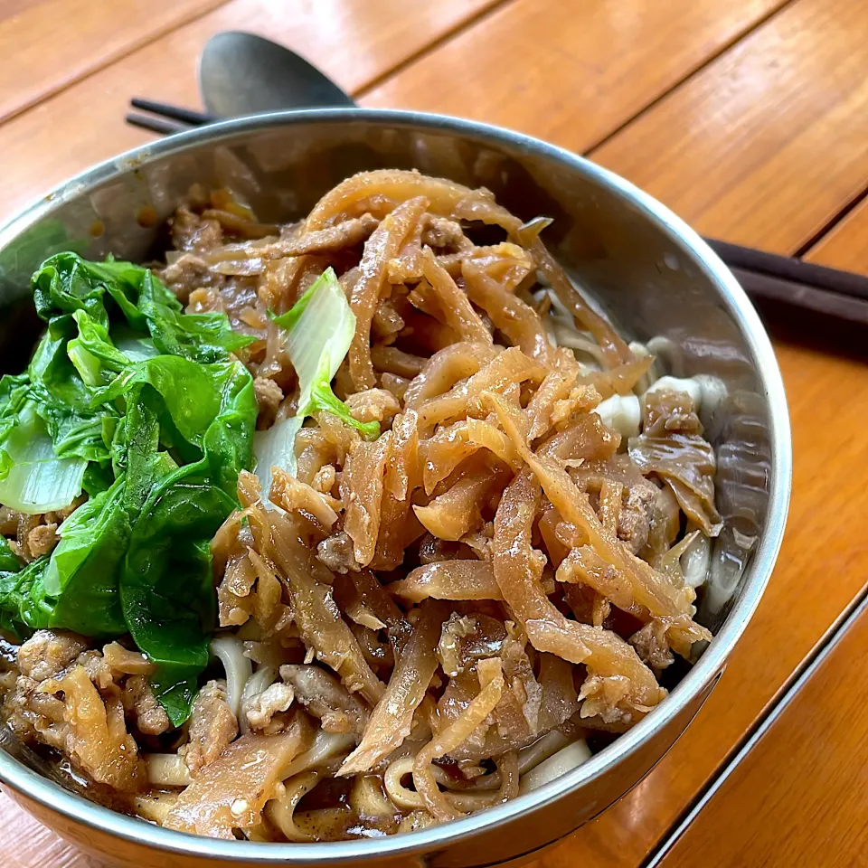 榨菜肉絲麻醬麵|洪佩琳さん