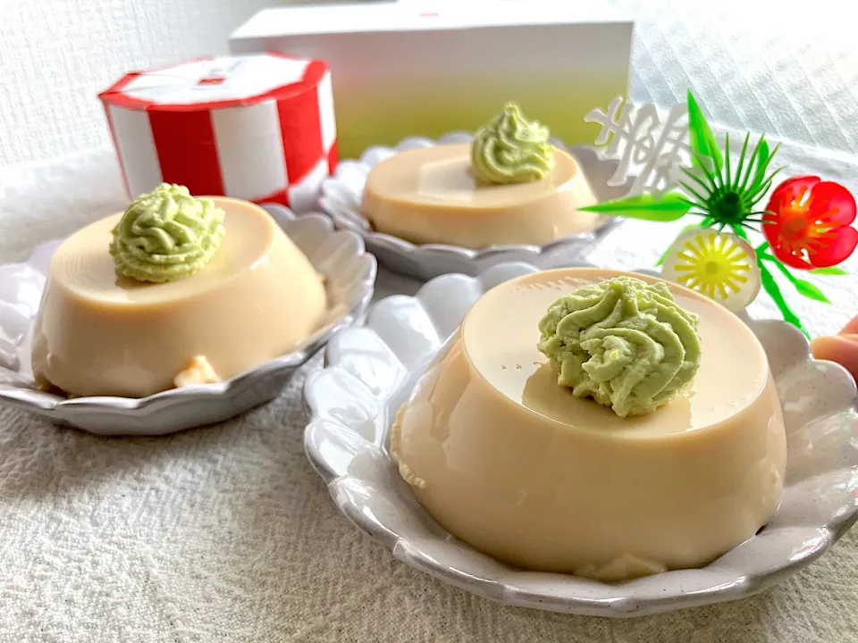 ＊抹茶クリーム乗せ🍵ほうじ茶プリン🍮…わさびの乗ったごま豆腐ではありません♡＊|＊抹茶＊さん