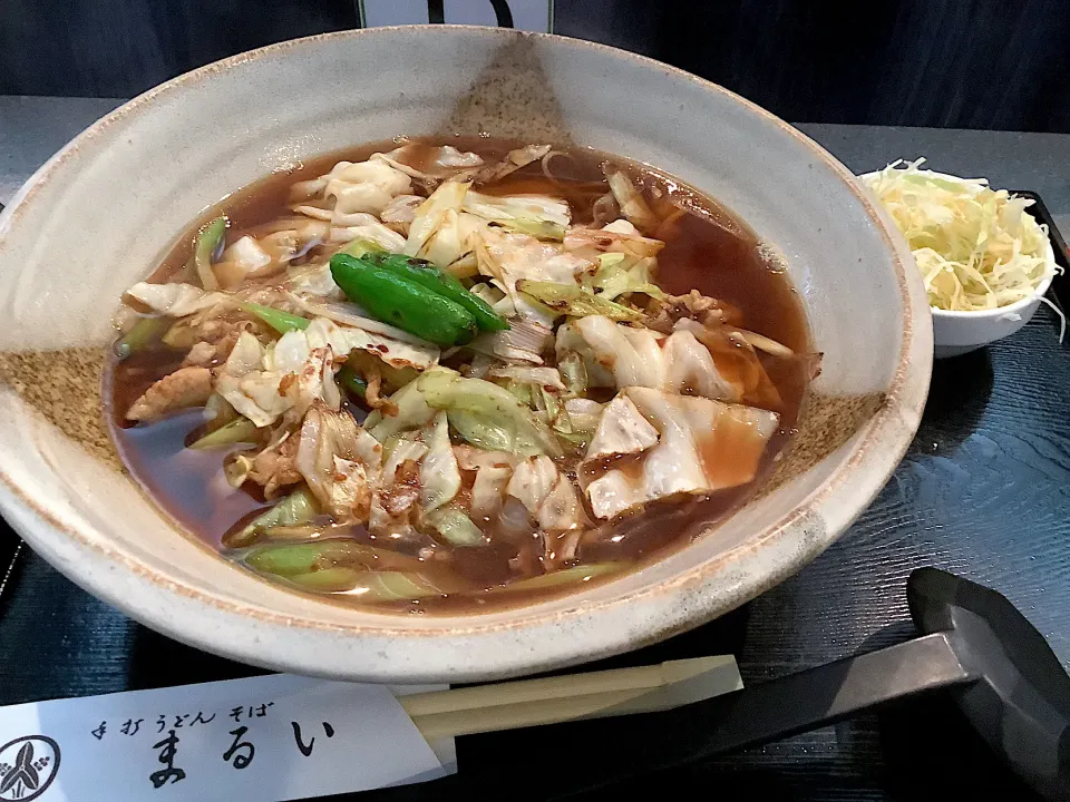 Snapdishの料理写真:肉味噌野菜蕎麦😋@まるい|アライさんさん