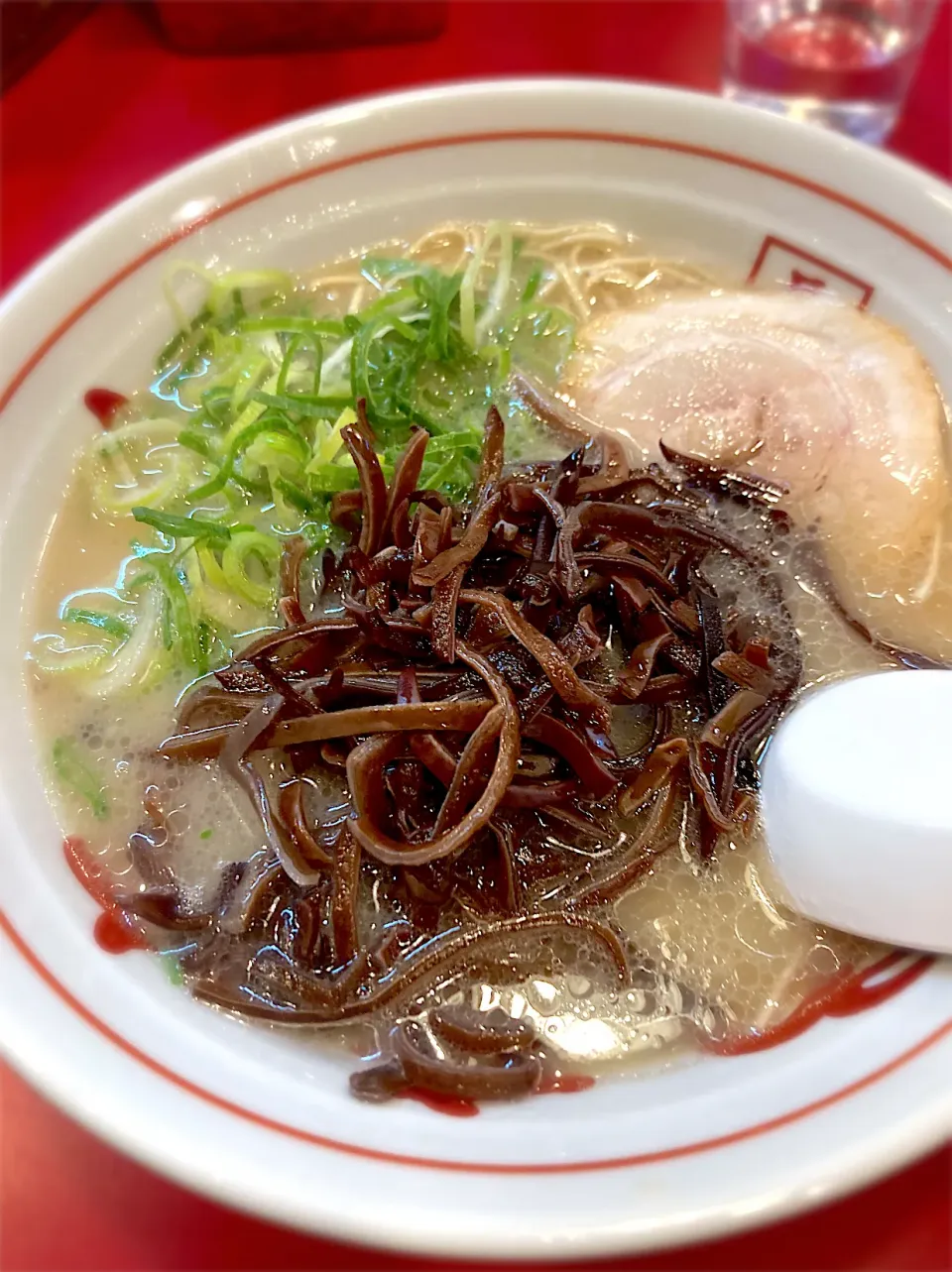 長浜ラーメン　きくらげトッピング|nikadoさん