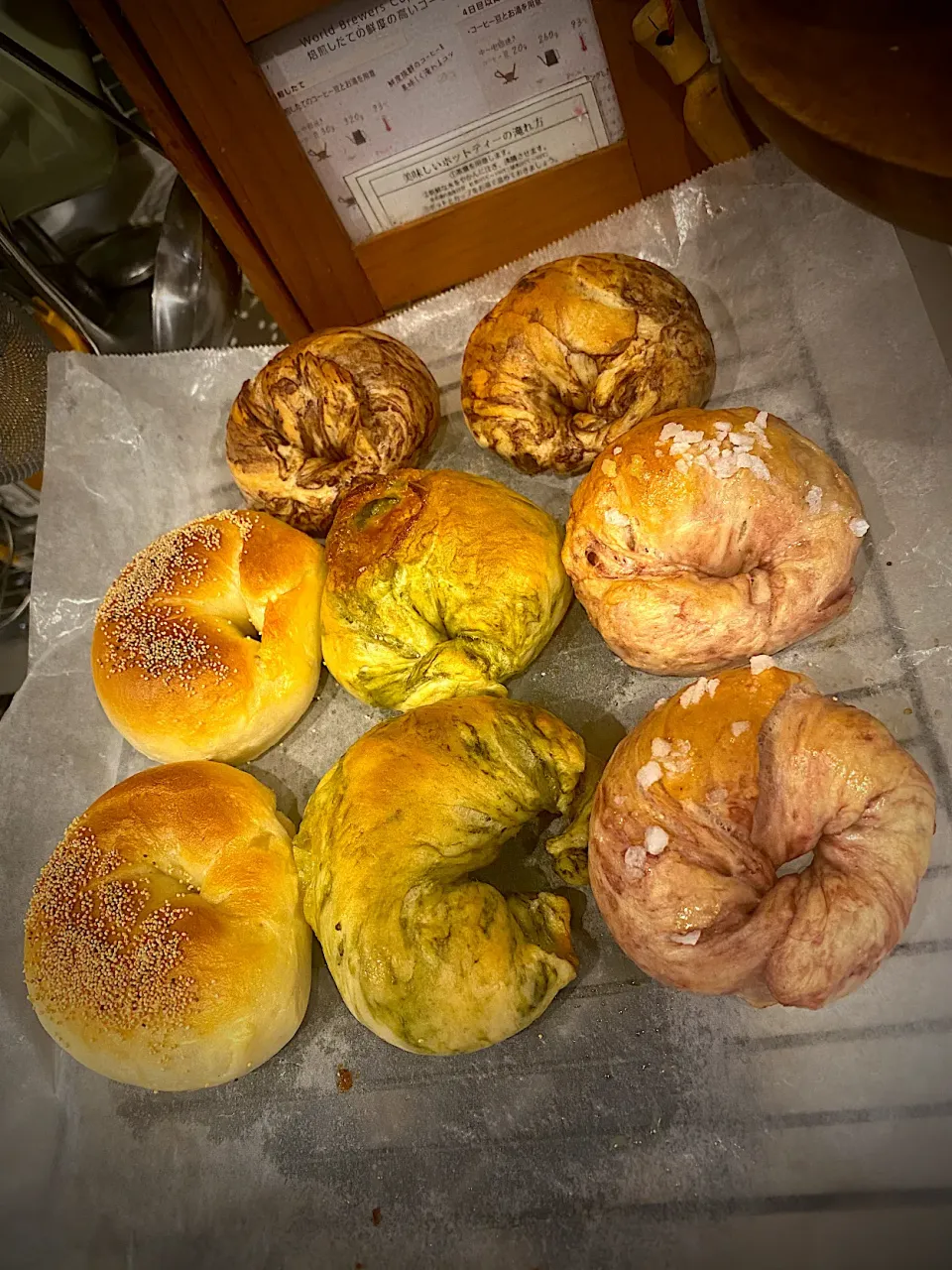 ベーグル🥯カマンベールチーズ  ココア×ブロックチョコ　苺*ドライフルーツ　抹茶×ホワイトチョコ　ワッフルシュガー　ポピーシード|ch＊K*∀o(^^*)♪さん