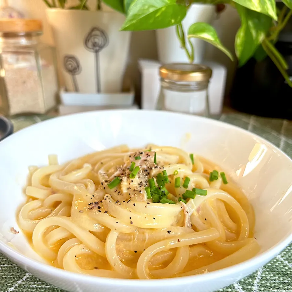 冷凍うどんで簡単カルボナーラ|だまさん