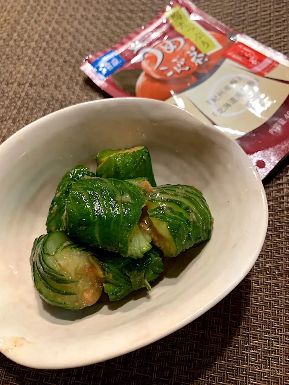 蛇腹きゅうりのうめこんぶ茶漬物|いちごさん