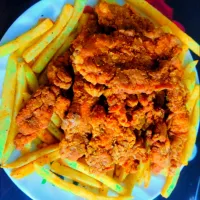 Snapdishの料理写真:Chicken & Fries|Gulfi Khanさん