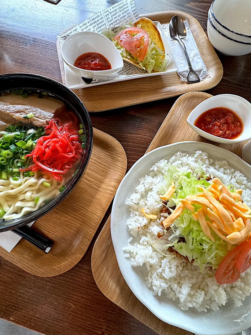 富士屋のタコス🌮、スパイシータコライス、三枚肉そば🥰どれもとっても美味しかったです🎵|さくたえさん