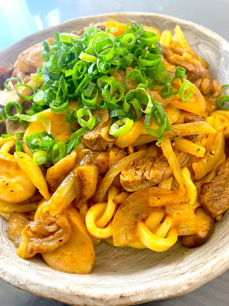 Snapdishの料理写真:牛肉とエリンギのカレー焼きうどん！|Tomyさん