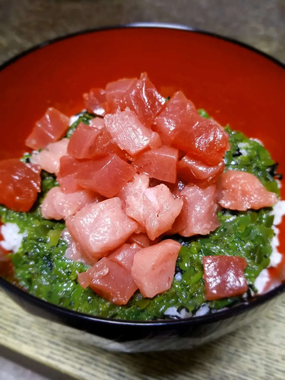 パパ作👨マグロめかぶ丼|ぱんだのままんさん