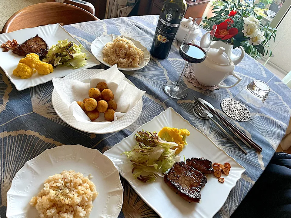 肉🥩1ヶ月に一回くらいのステーキデー(山葵醤油で頂きます。)|cherさん