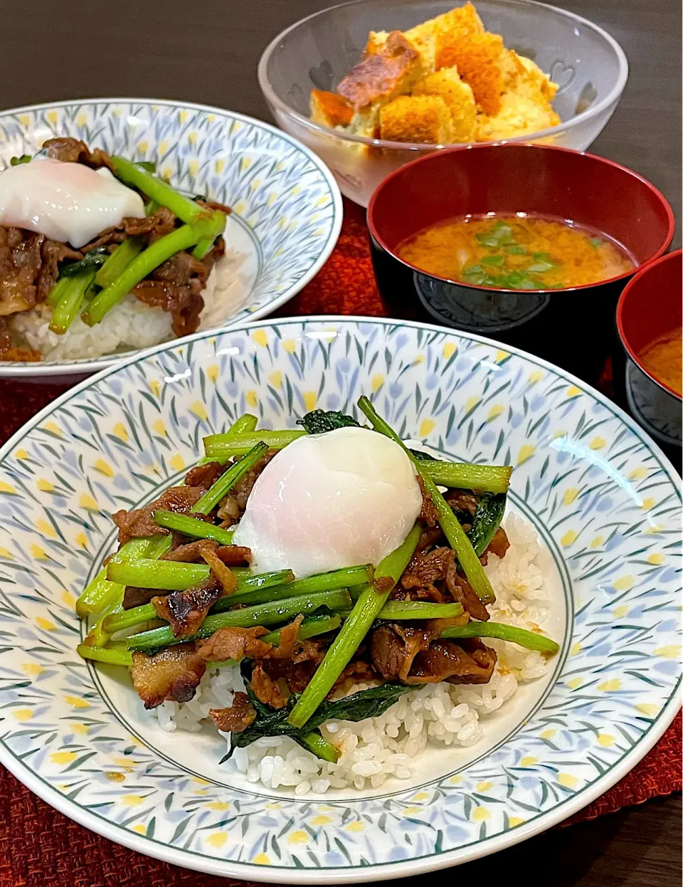 焼肉丼🥩|うららさん