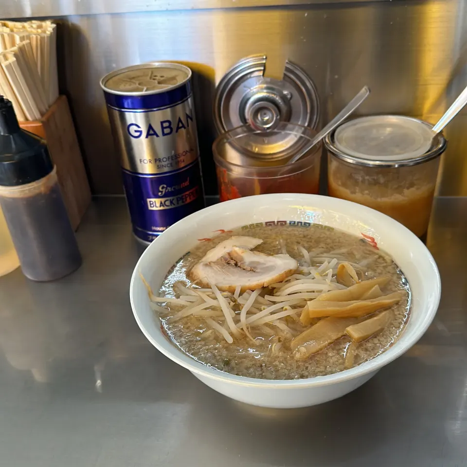 Snapdishの料理写真:ラーメン|Hajime Sakaiさん