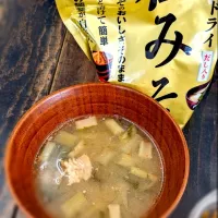 Snapdishの料理写真:粒味噌とコチュジャンでピリ辛スープ|enii_foodさん