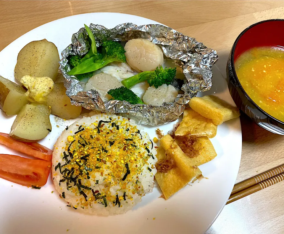 帆立と鱈のムニエル🐟カボチャの味噌汁😊|かおちゃんさん