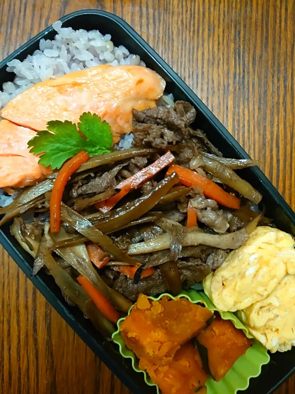 鮭弁当|to coさん