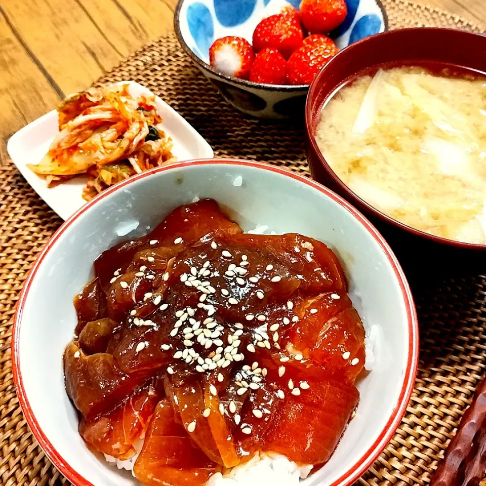 まぐろユッケ丼|705さん