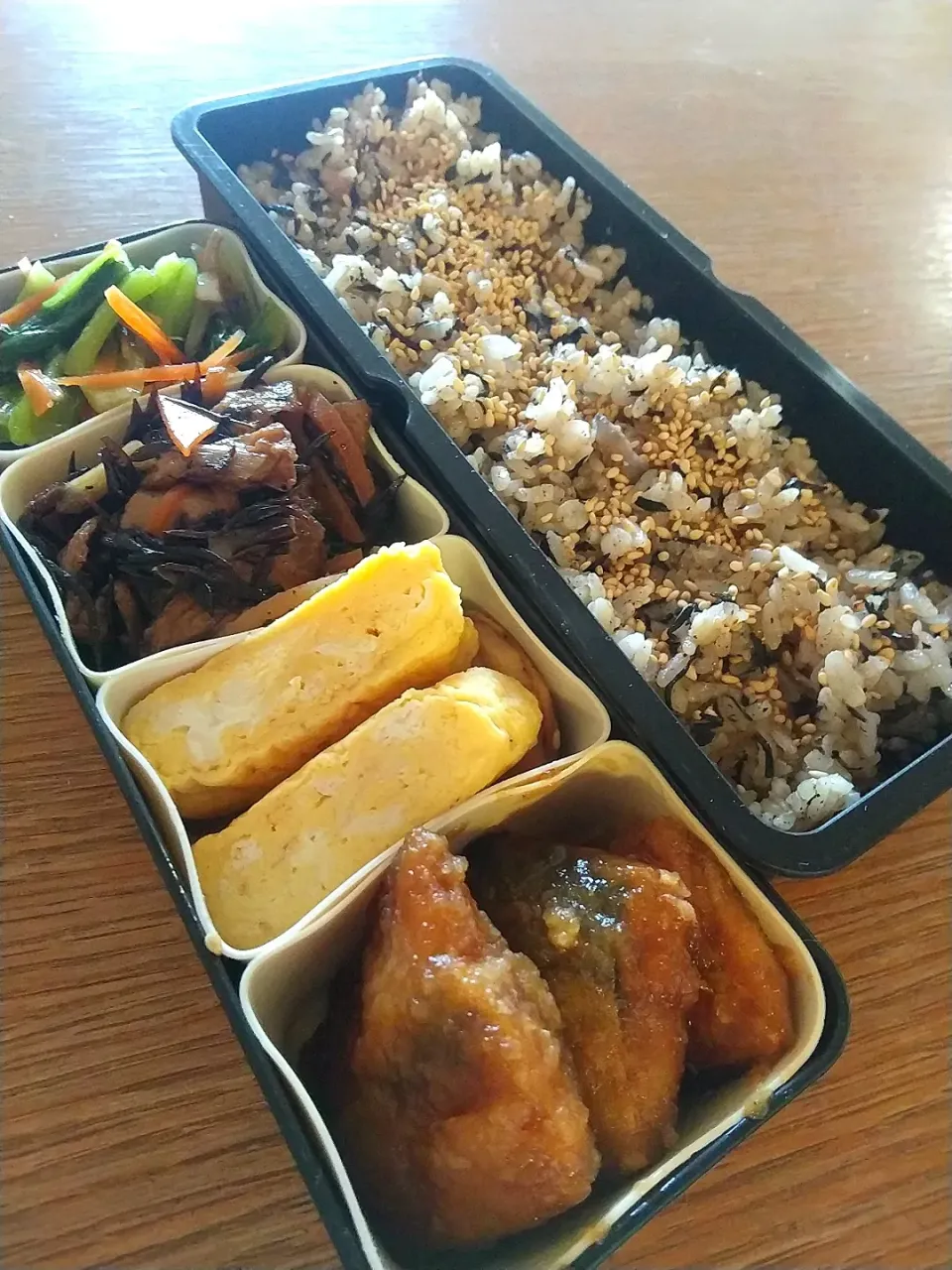 ひじきご飯弁当|まきごろうさん