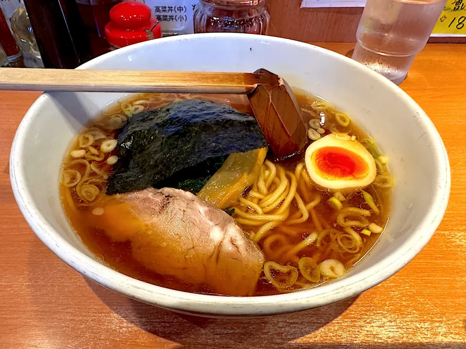 醤油ラーメン|マハロ菊池さん