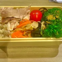 Snapdishの料理写真:会社コンパクト弁当|Y4050さん