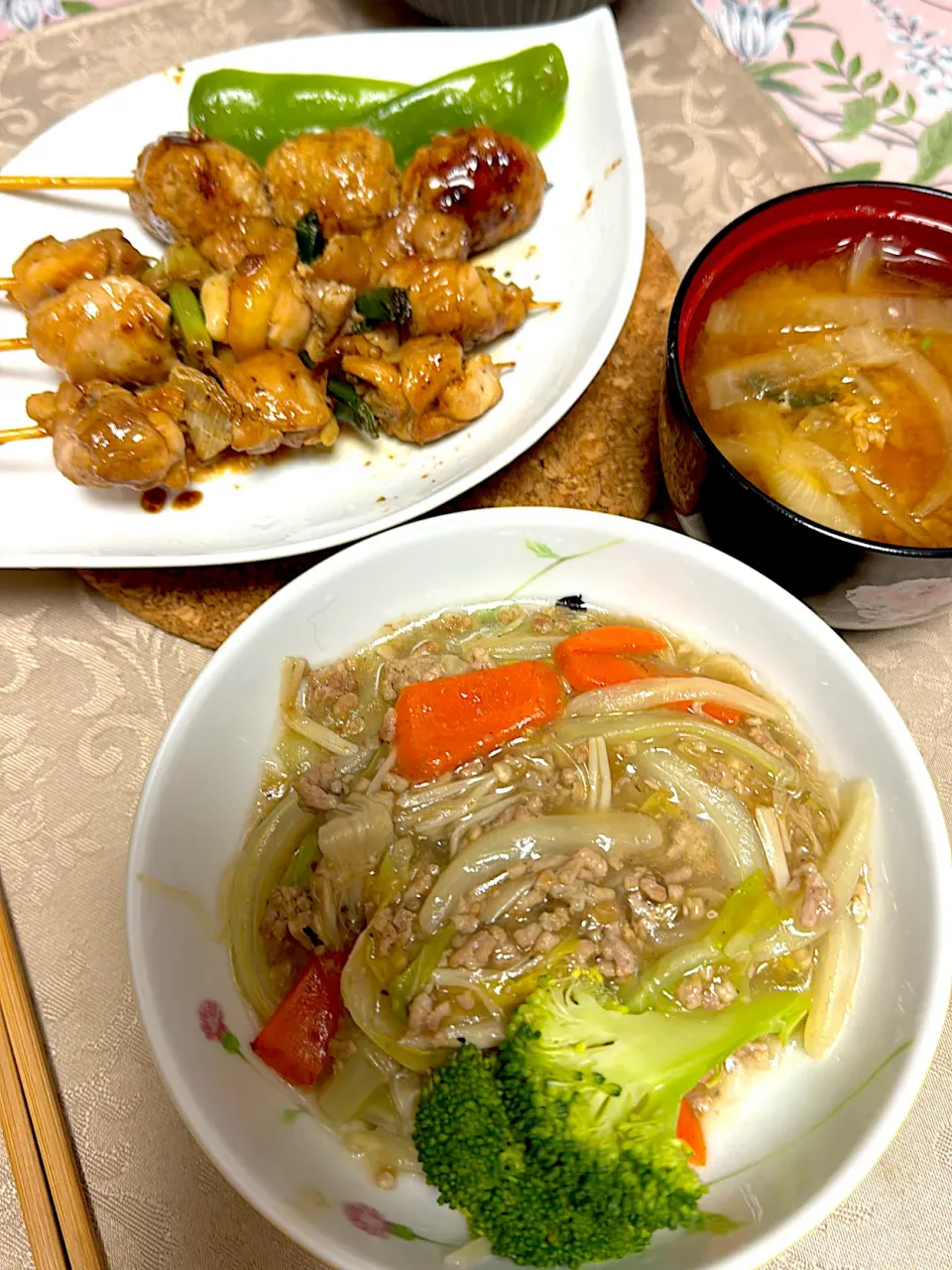 Snapdishの料理写真:焼き鳥と麻婆白菜|yasukoさん