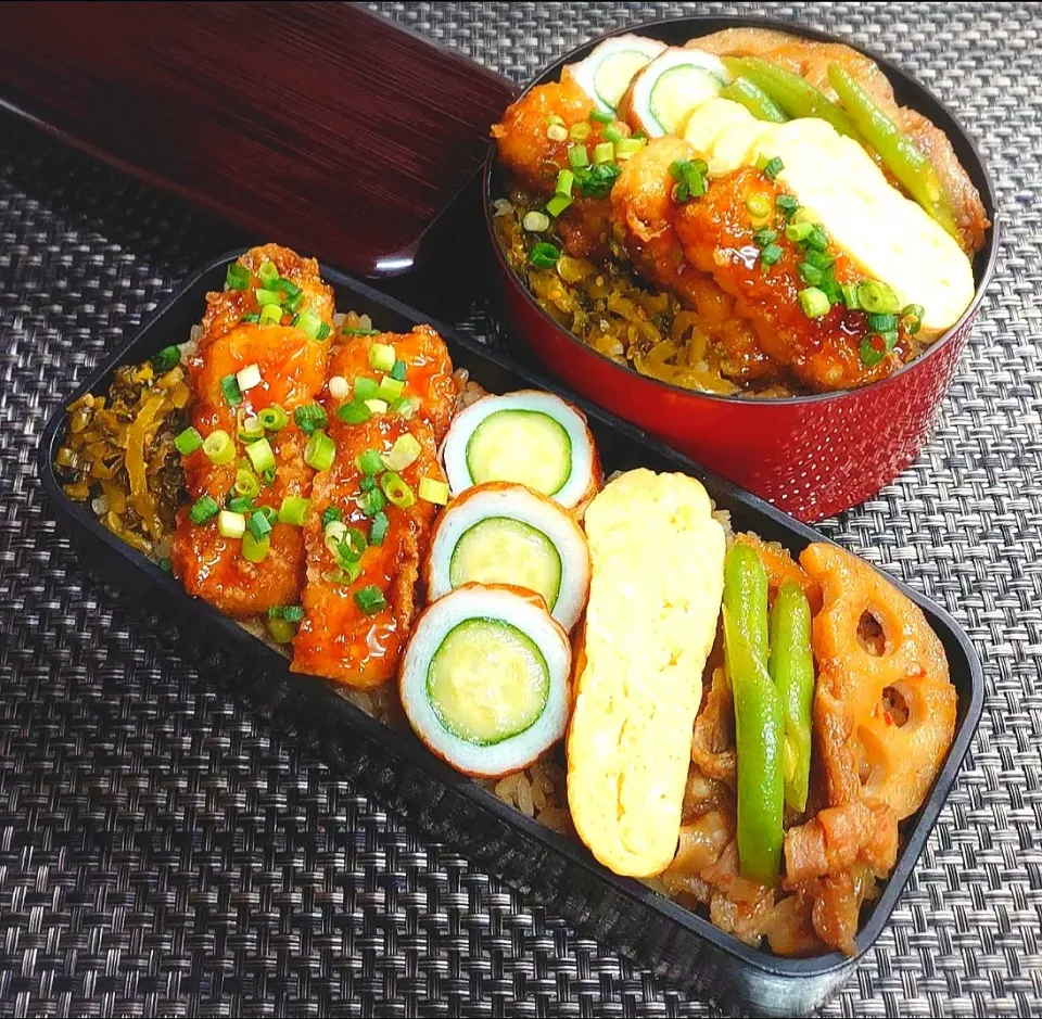 Snapdishの料理写真:母とムスコのラブラブおソロ♪さくらごはん乗っけいか天どーん弁当|からあげビールさん