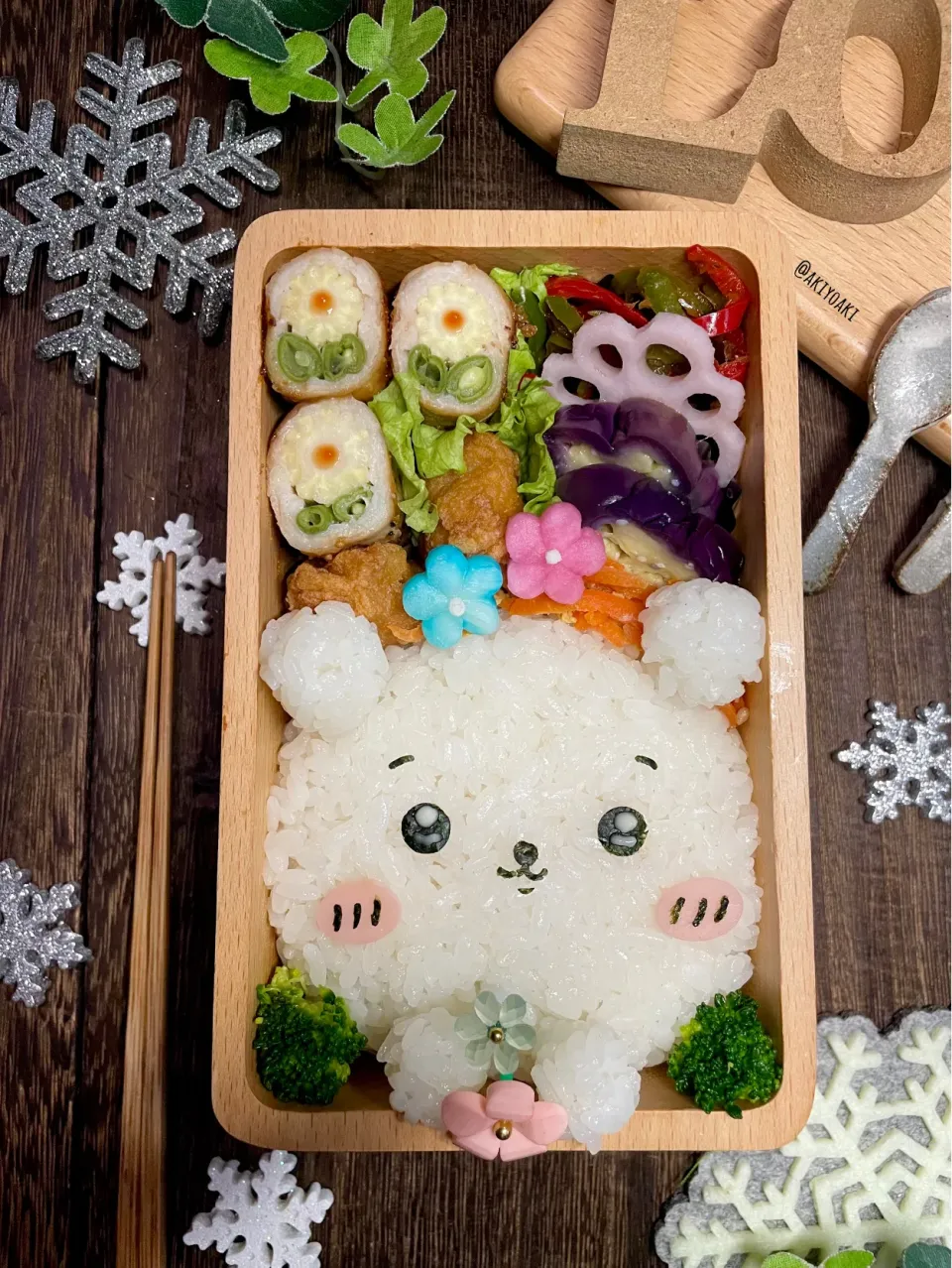 Snapdishの料理写真:ちいかわおにぎり弁当|Akiyoෆ¨̮⑅さん