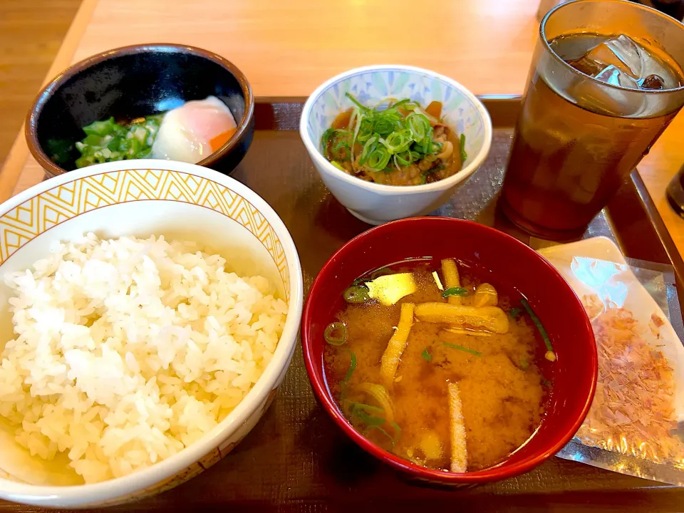 【すき家】牛まぜのっけ朝食|Tak@さん