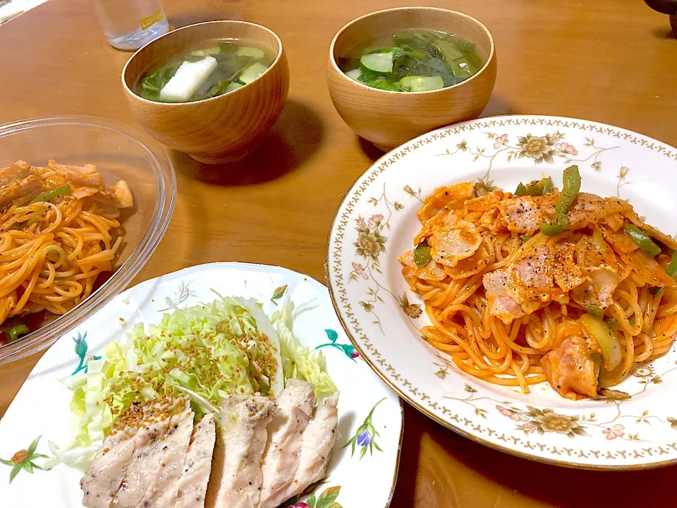 久しぶりにナポリタン💛ニンニク入りつぶ味噌を隠し味に。旨し！|さくたえさん