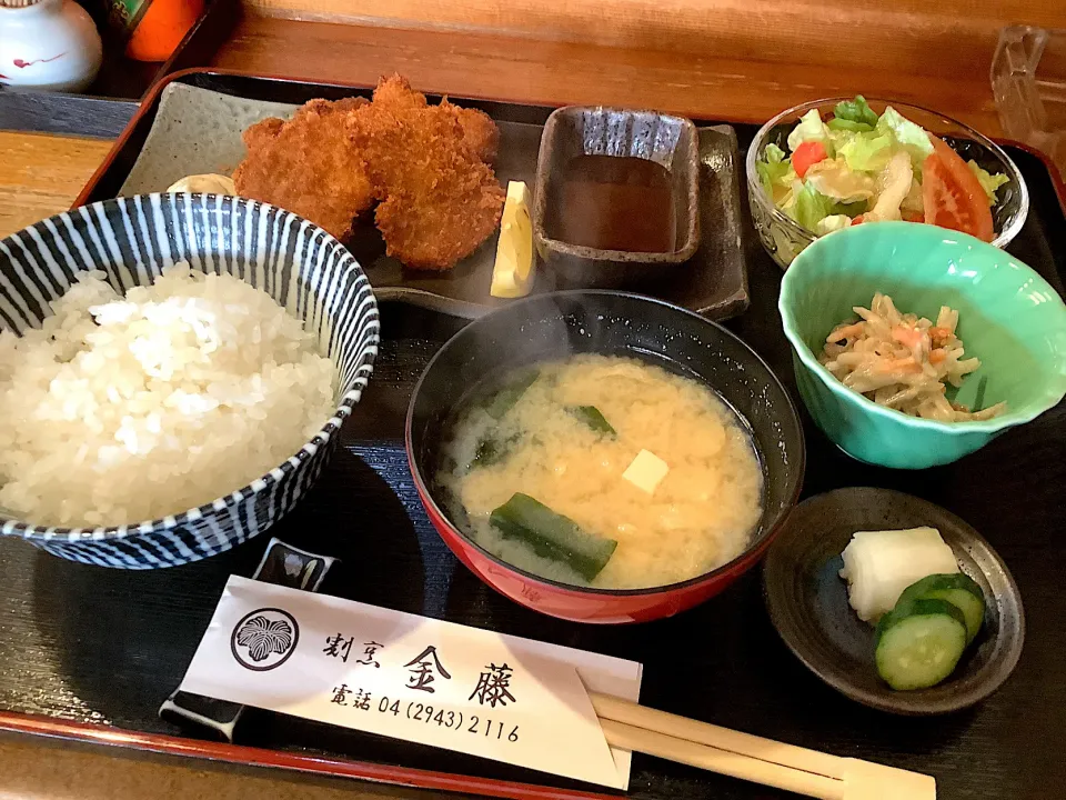 今年もお世話になります『ヒレカツ定食』😋|アライさんさん