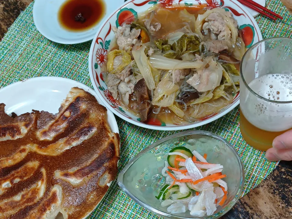 町中華で一杯やってる風な夕飯|ぱいんてーるさん