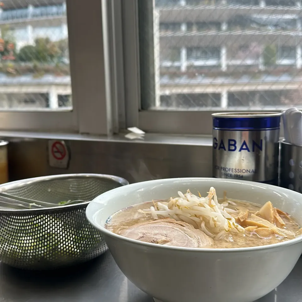 ラーメン|Hajime Sakaiさん