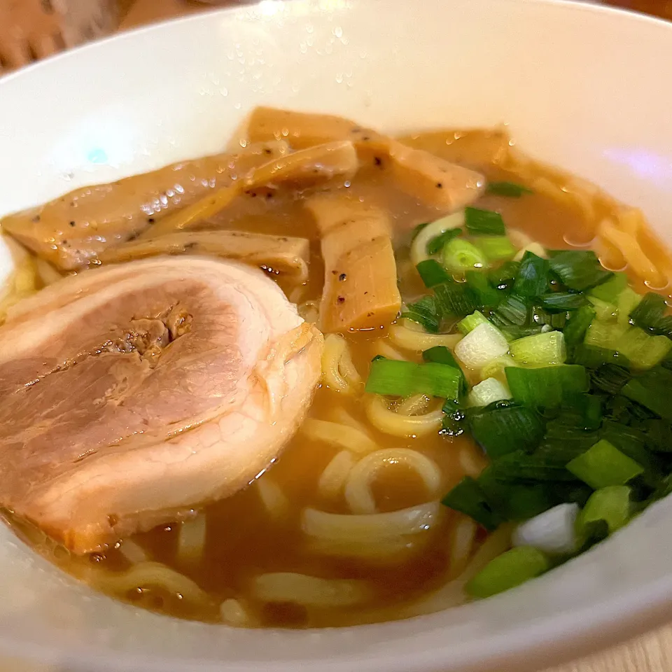 ラ王🍜豚骨醤油|まっふぃーさん