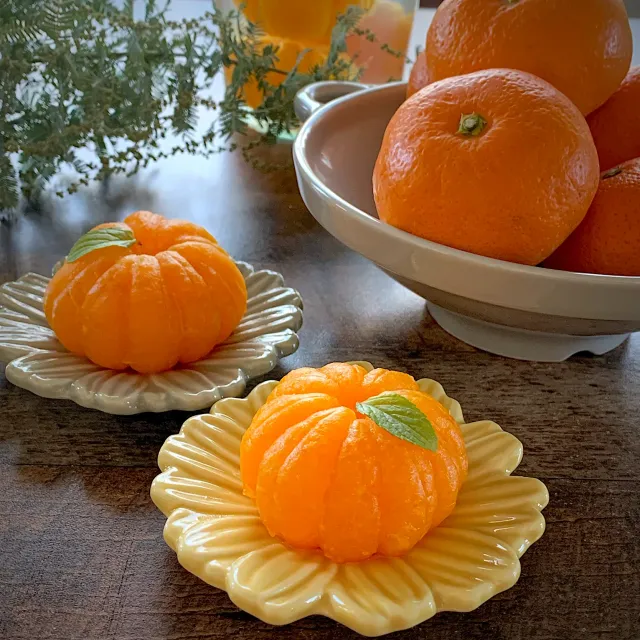 Snapdishの料理・レシピ写真:🍊丸ごとみかんのシロップ漬け🍊｜旬を食べよう！みかん活用大辞典