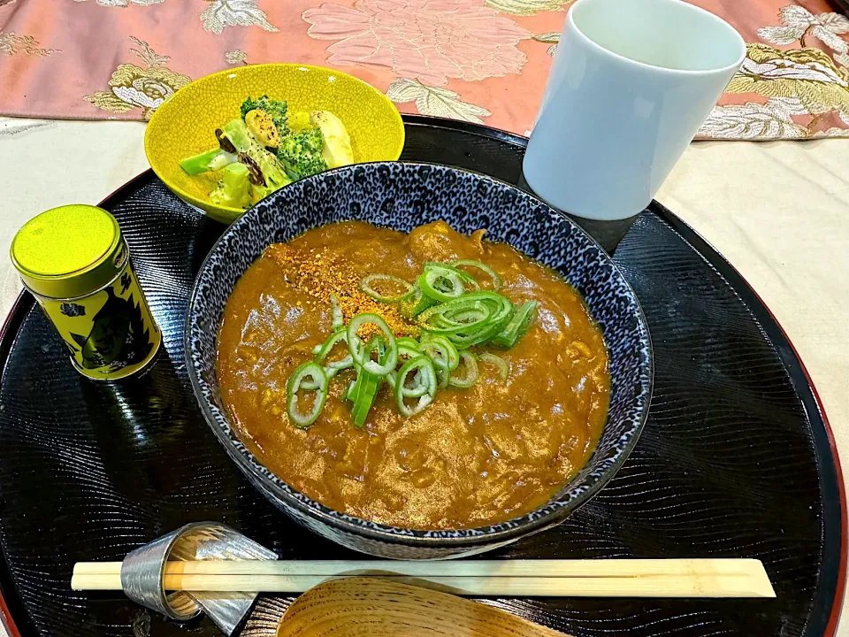 Snapdishの料理写真:昨夜のカレーでカレーうどん‼️|Seikoさん