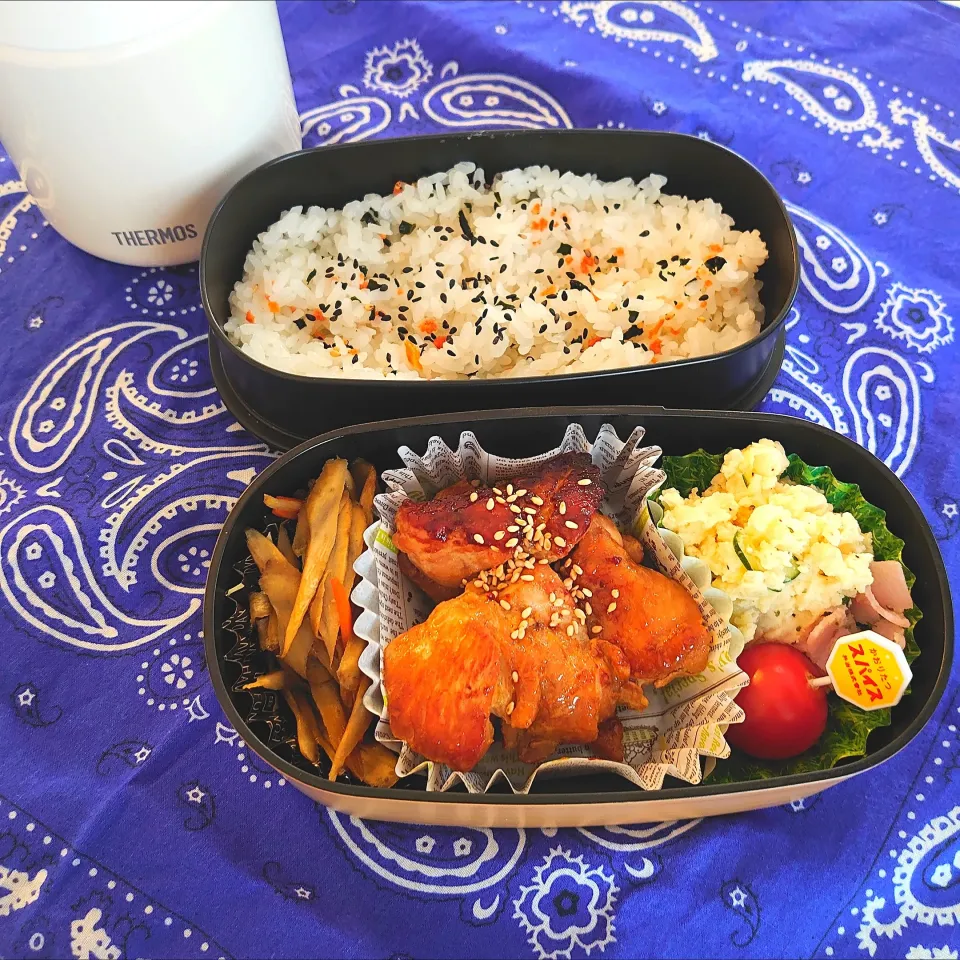 手羽トロ照り焼き弁当🍱|あっきさん