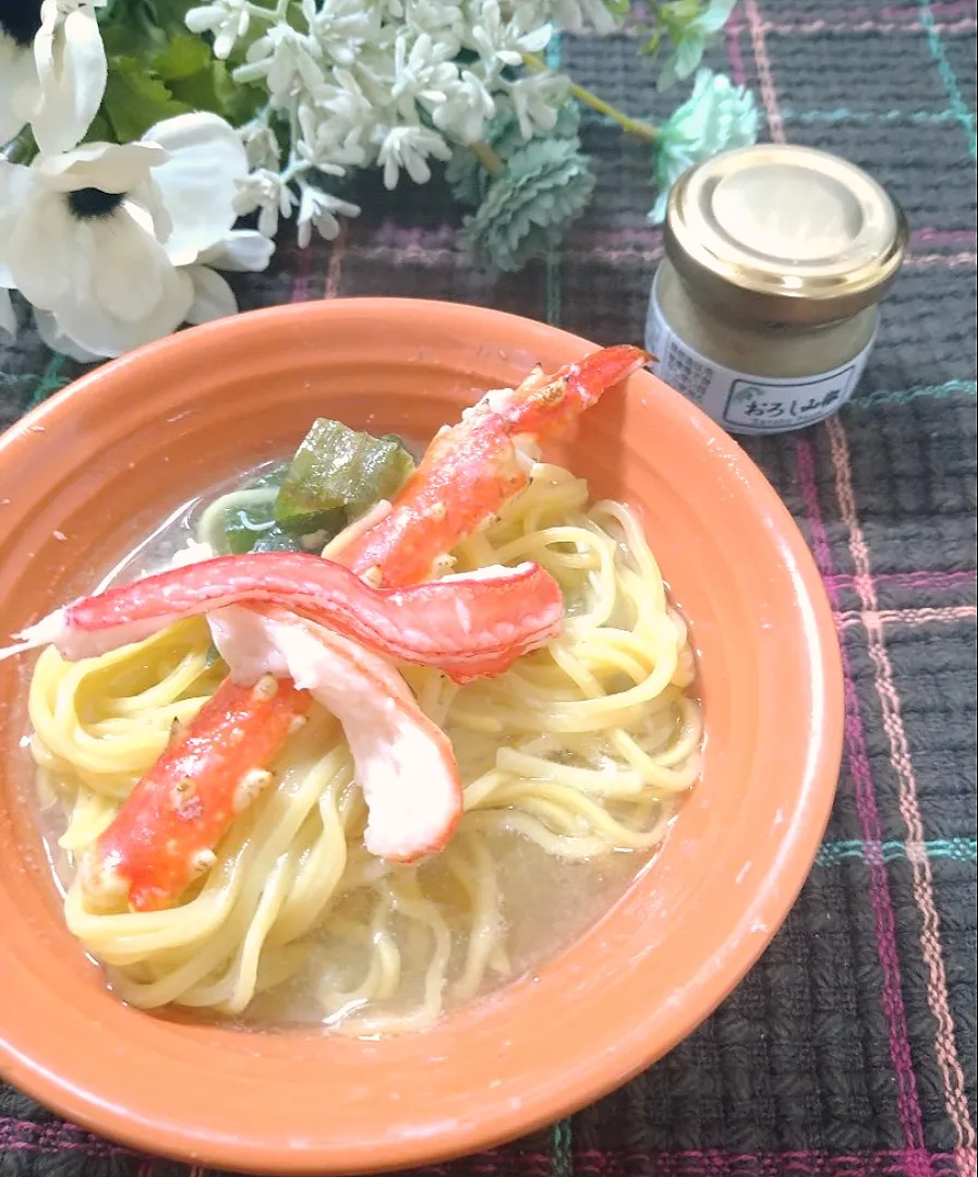 Snapdishの料理写真:かにすき鍋の〆ラーメン🦀🍜|fumi ◡̈⋆さん