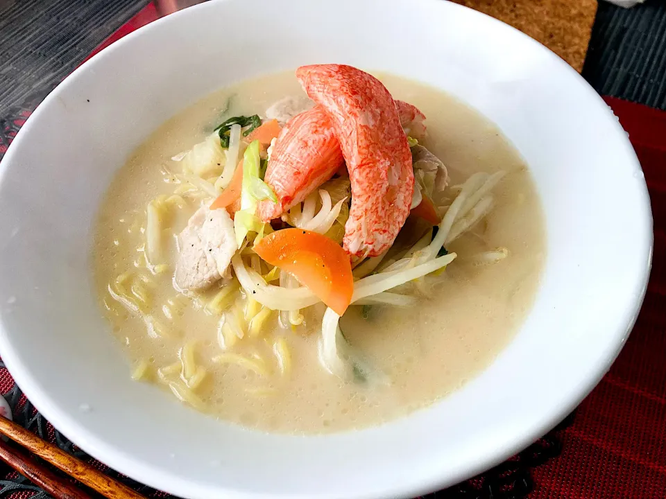 かにかまちゃんぽん風ラーメン|ゆきえもんさん